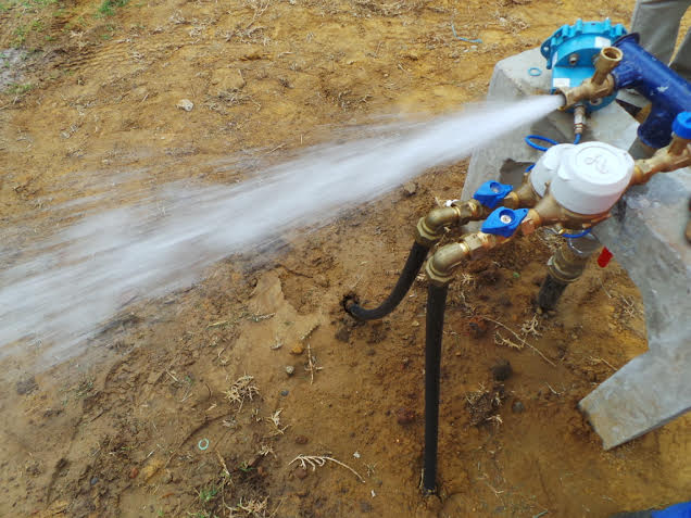 « L’eau coule enfin à Angondjé »